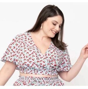Unique Vintage Cherry Print V-Neck Crop Top 2X 18